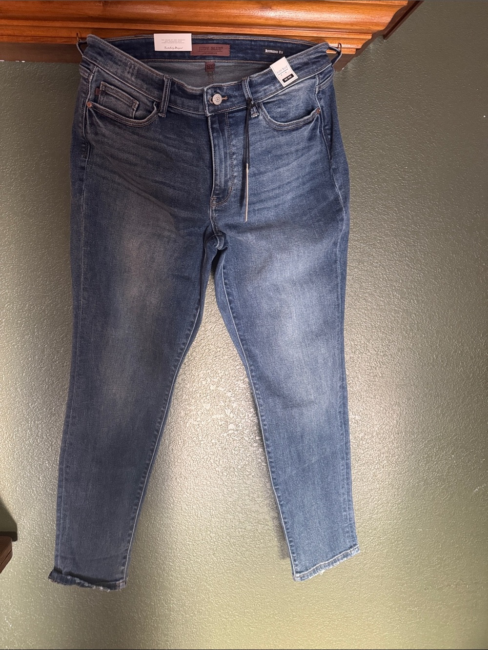 Judy Blue Medium Blue Skinny Jeans